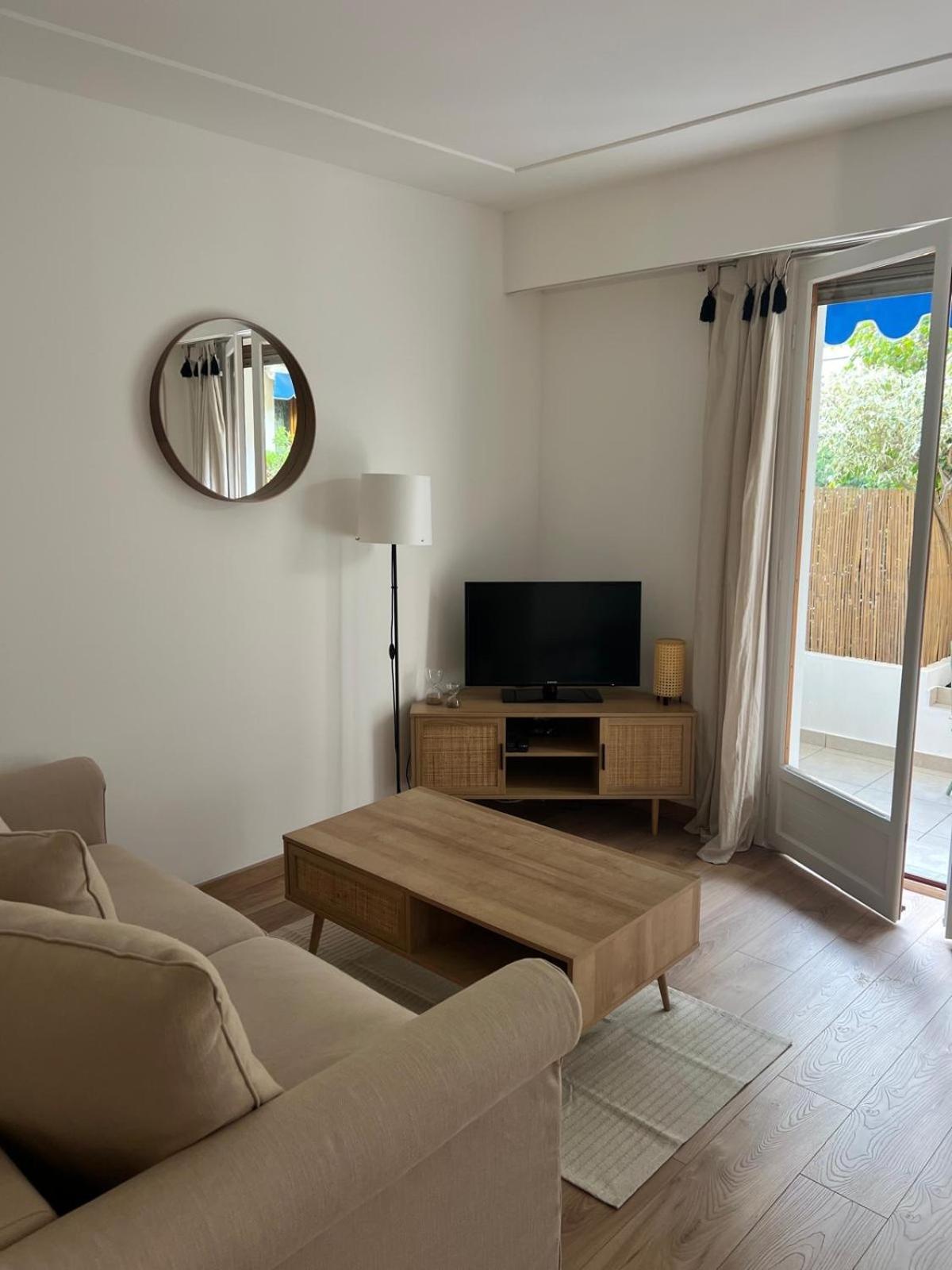 Jolie Studio En Centre-Ville Beaulieu-sur-Mer Exteriér fotografie